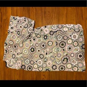 4X floral scrub top